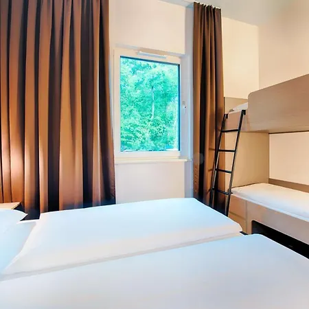 B&B Hotel Cuxhaven 3*