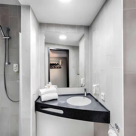 ホテル B&B Hotel Cuxhaven 3*