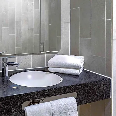 ホテル B&B Hotel Cuxhaven 3*